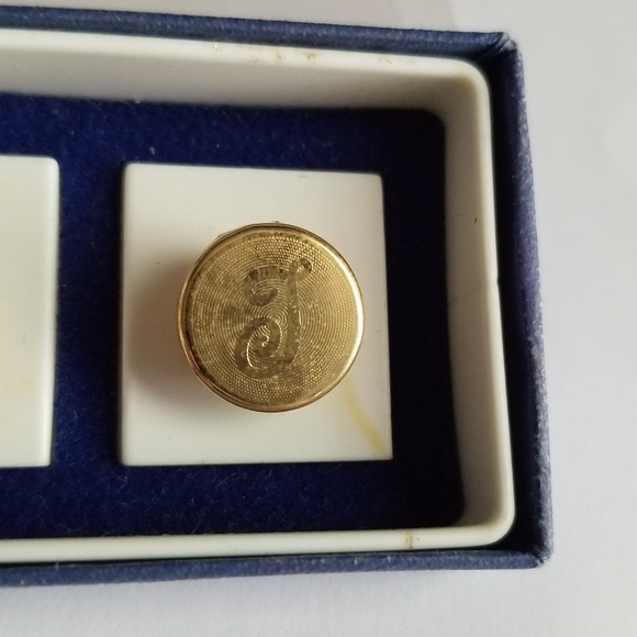 Vintage button mates by Dante button covers initial monogram gold tone J - Picture 10 of 10